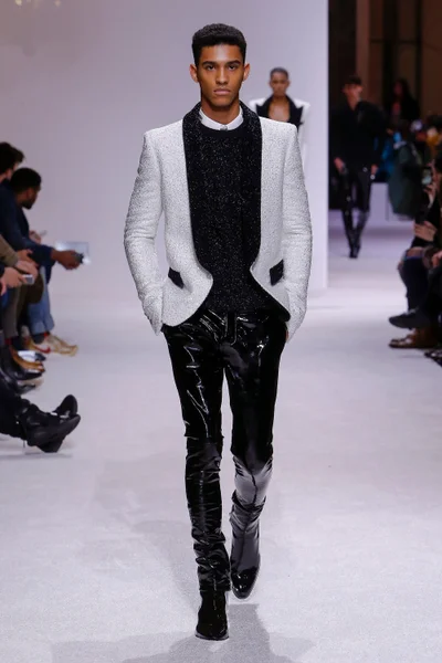 Look 82